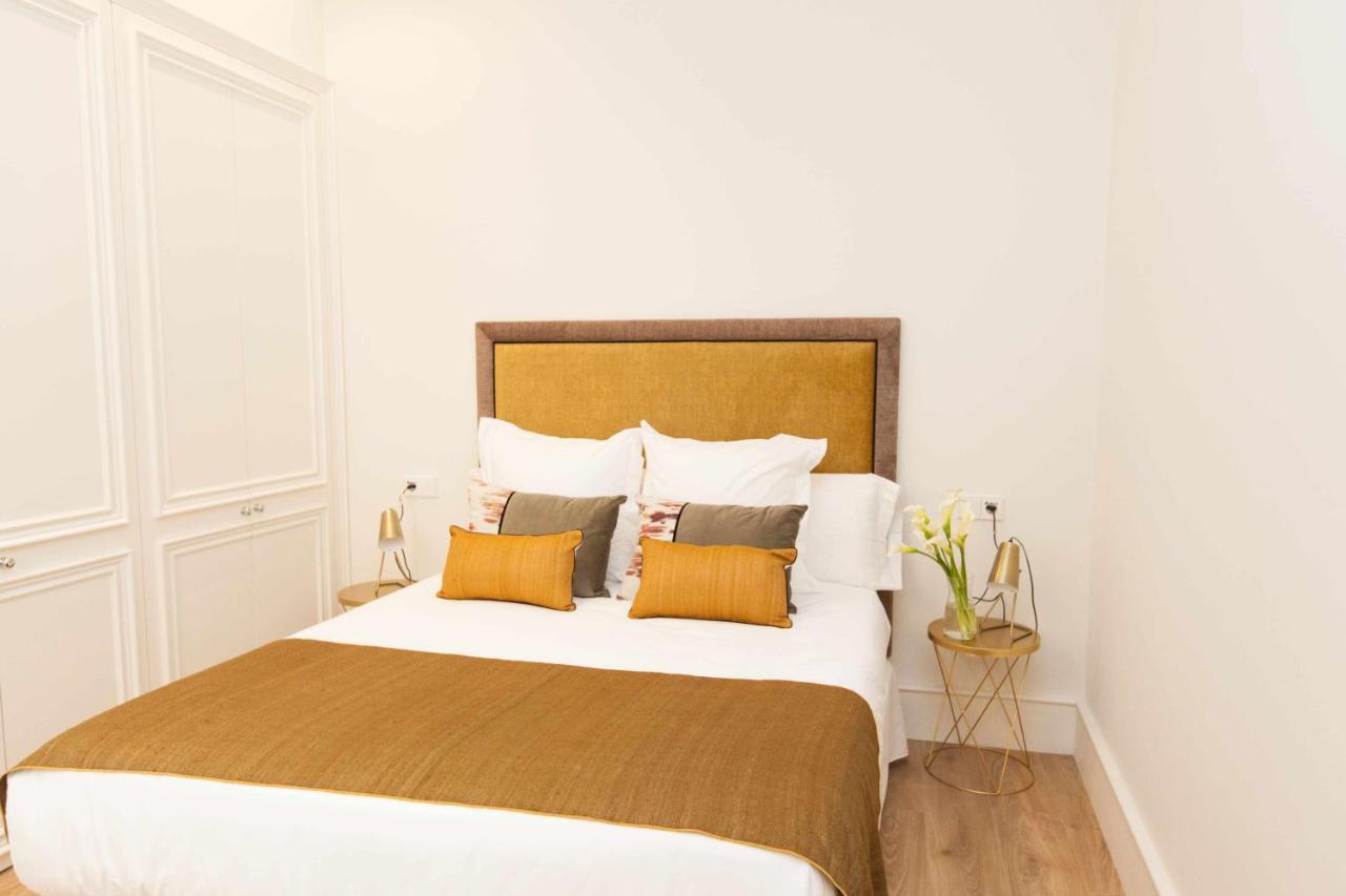 Isg Apartments Cedaceros 12 Séville Extérieur photo